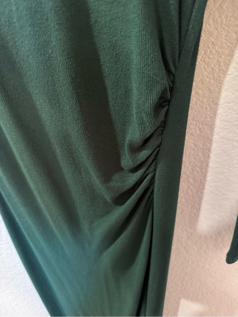 Elegant Dark Emerald Green Ruched Midi/Maxi Dress - Picture 6 of 9